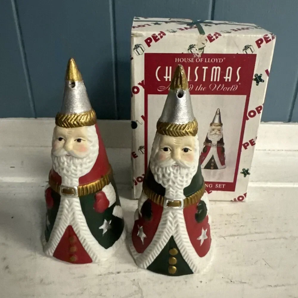 Vtg House of‎ Lloyd Christmas Around the World St. Nick Salt Pepper Set